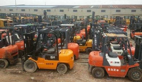 Latest company news about Bagaimana memilih forklift bekas?